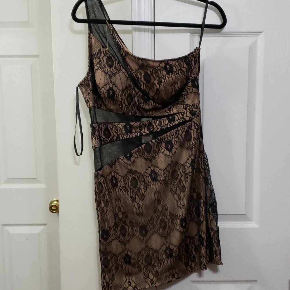 Arden b one shoulder see through lace size large